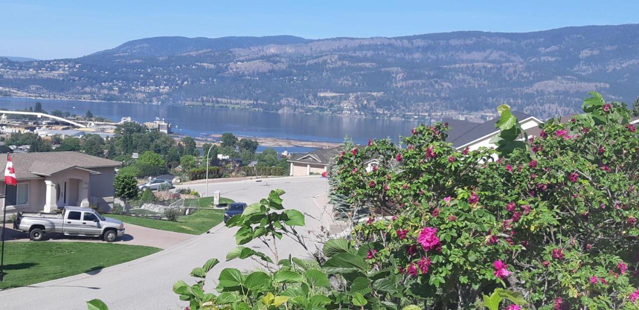 Lakeview House With 4 Rooms Kelowna Near Downtown & Knox Moutain Buitenkant foto