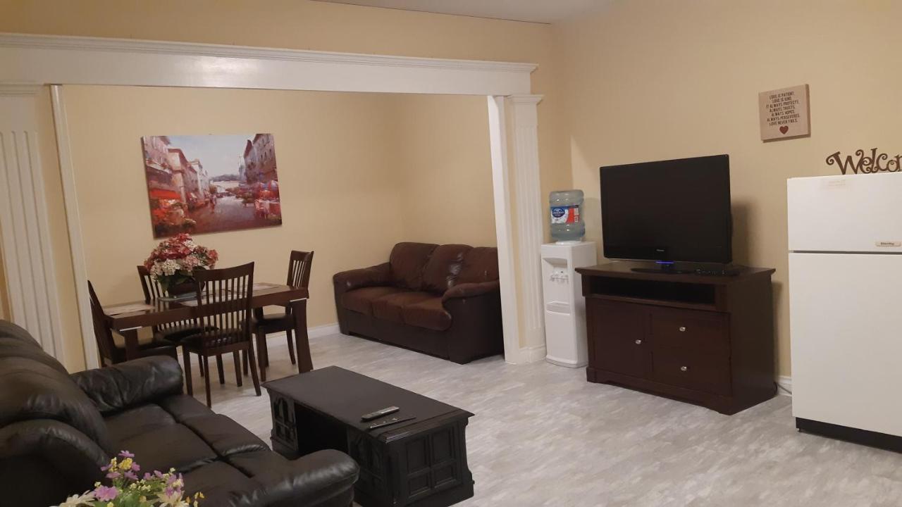 Lakeview House With 4 Rooms Kelowna Near Downtown & Knox Moutain Buitenkant foto