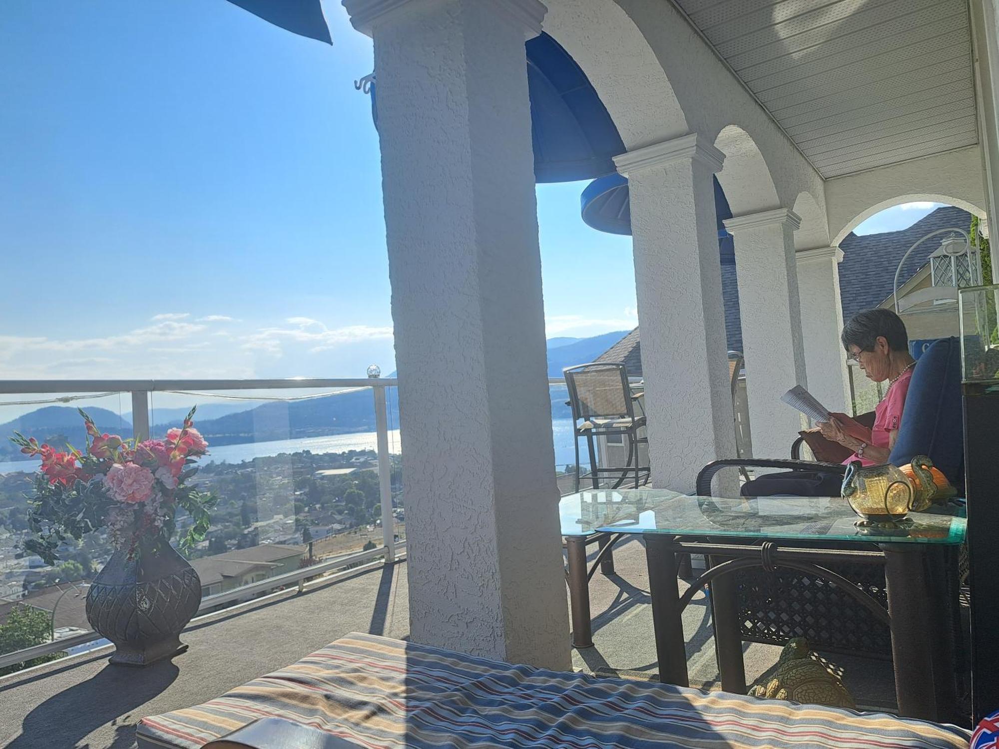 Lakeview House With 4 Rooms Kelowna Near Downtown & Knox Moutain Buitenkant foto