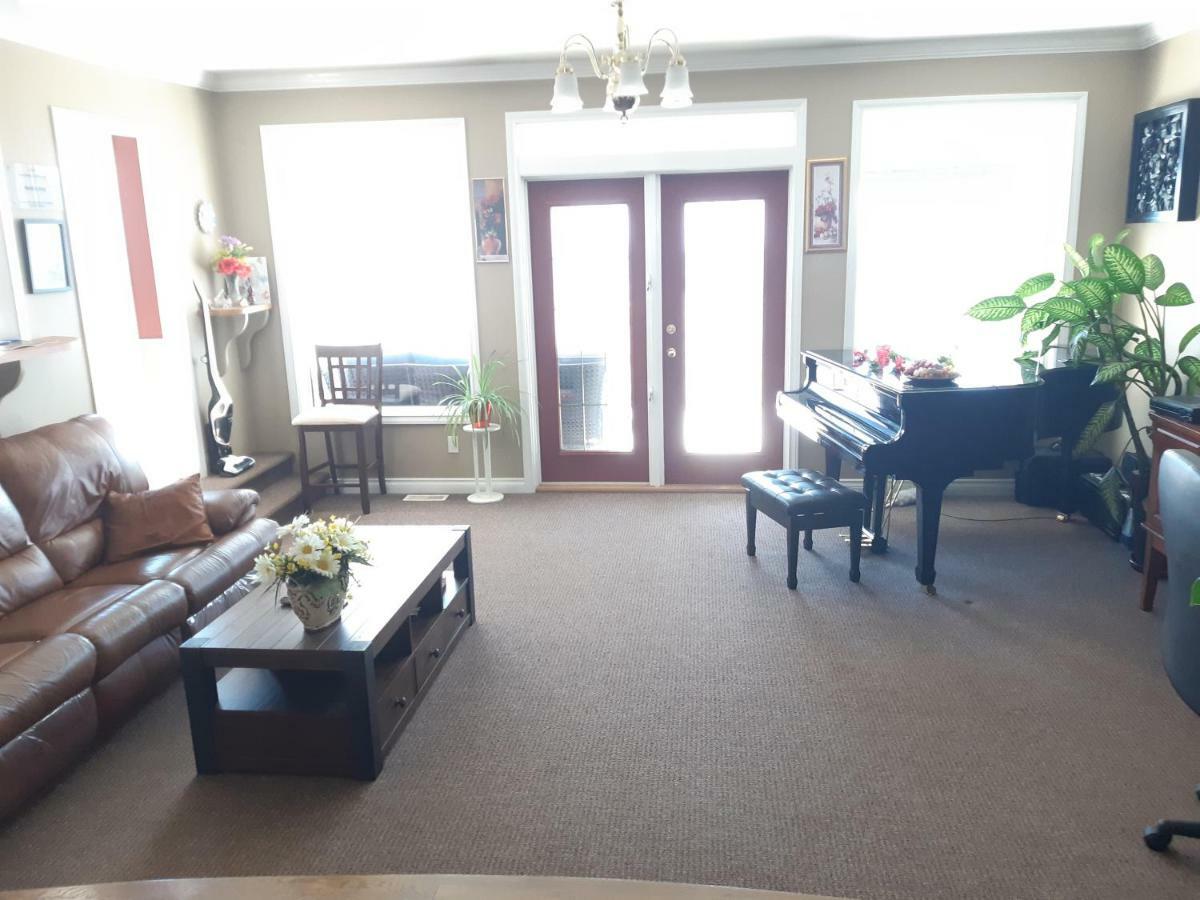 Lakeview House With 4 Rooms Kelowna Near Downtown & Knox Moutain Buitenkant foto